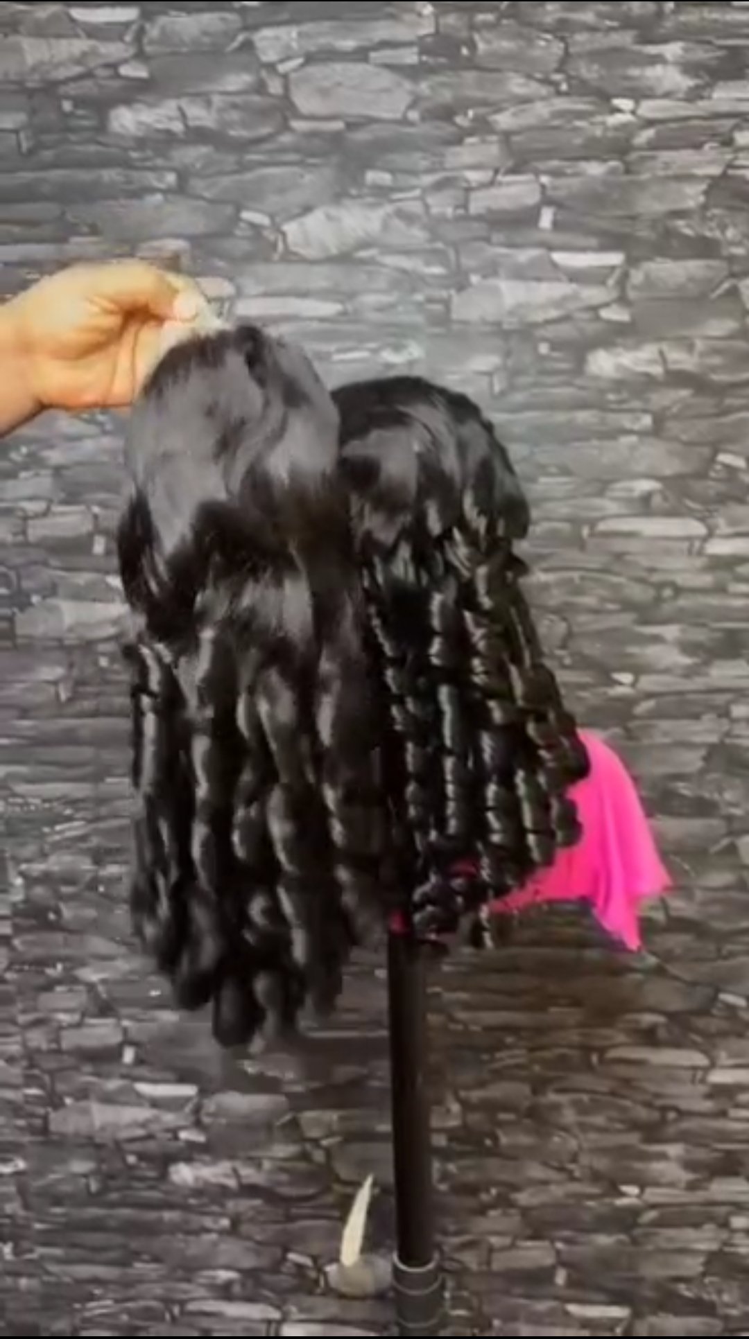 BD 027 Full Frontal Bouncy Wig - Image 2